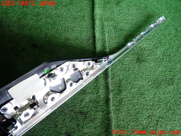 5UPJ-19157528]BMW 420i グランクーペ(4D20)(F36)エアコン吹き出し口3 (真中) 中古_m0004.jpg