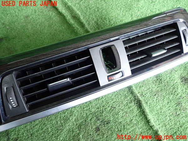 5UPJ-19157528]BMW 420i グランクーペ(4D20)(F36)エアコン吹き出し口3 (真中) 中古_m0005.jpg