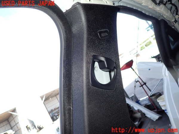 5UPJ-19157665]BMW 420i グランクーペ(4D20)(F36)右センターピラートリム 中古_m0002.jpg