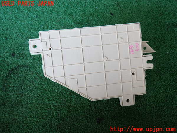 2UPJ-19166741]ジープチェロキー(7MX)ヒューズボックス1 中古_m0002.jpg