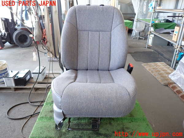 2UPJ-19167035]ジープチェロキー(7MX)運転席シート 中古_m0001.jpg