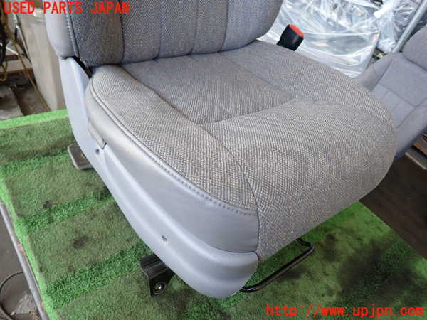 2UPJ-19167035]ジープチェロキー(7MX)運転席シート 中古_m0002.jpg