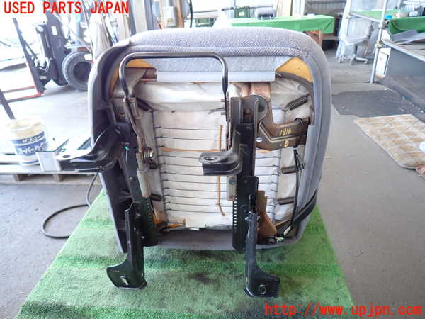 2UPJ-19167035]ジープチェロキー(7MX)運転席シート 中古_m0005.jpg