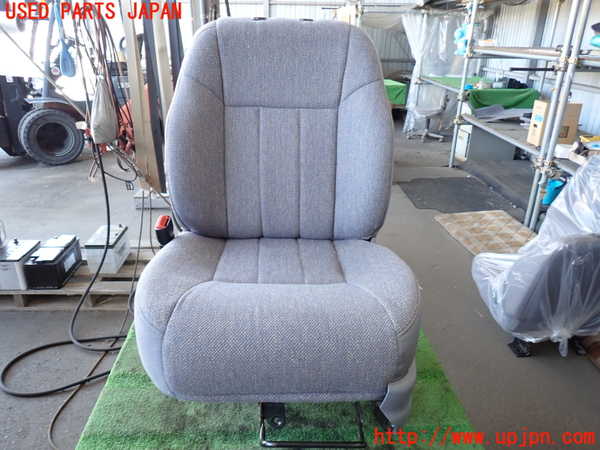 2UPJ-19167065]ジープチェロキー(7MX)助手席シート 中古_m0001.jpg