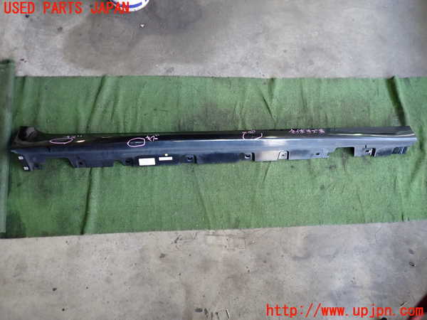 2UPJ-19171390]BMW M5 F10(FV44M)右サイドステップ 中古_m0001.jpg