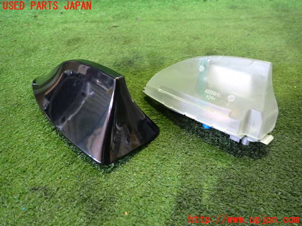 2UPJ-19176550]BMW M5 F10(FV44M)アンテナ 中古_m0002.jpg