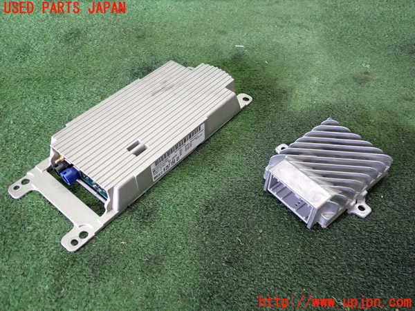 2UPJ-19176525]BMW M5 F10(FV44M)アンプ 中古_m0002.jpg