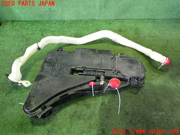 2UPJ-19176791]BMW M5 F10(FV44M)ウォッシャータンク1 中古_m0002.jpg