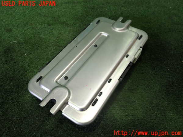 2UPJ-19176146]BMW M5 F10(FV44M)コンピューター1 中古 61359273629901_m0002.jpg