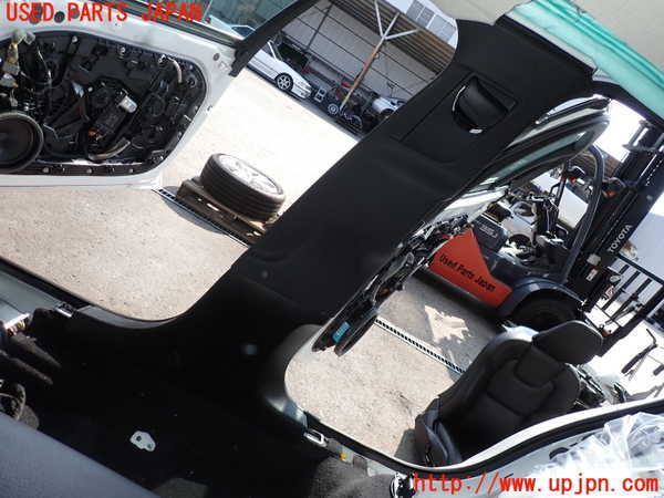 5UPJ-19187665]ボルボ・S60(ZB420TM)右センターピラートリム 中古_m0001.jpg