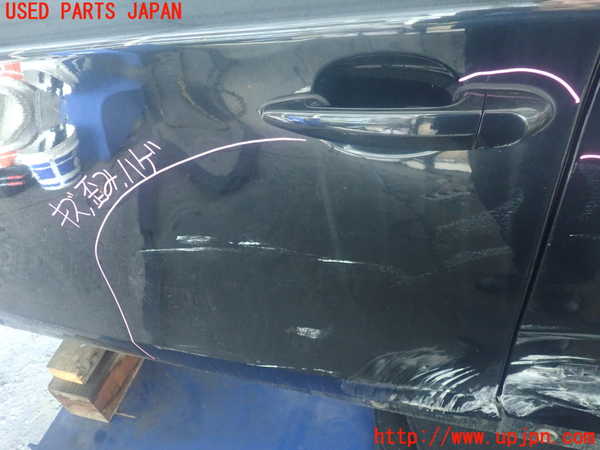 2UPJ-19201260]BMW 130i E87 1シリーズ(UD30)左前ドア 中古 PILKINGTON M3236 43R-001582_m0004.jpg