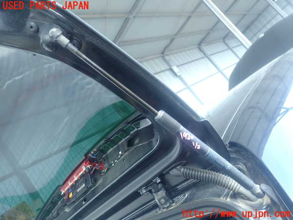 2UPJ-19201584]BMW 130i E87 1シリーズ(UD30)リアゲートダンパー 中古_m0001.jpg