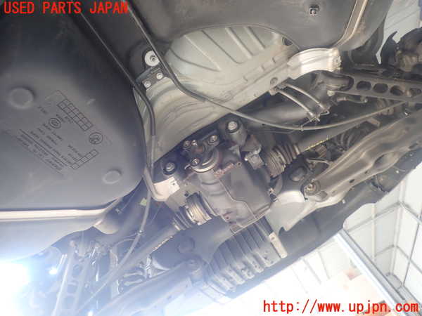 2UPJ-19205295]BMW 130i E87 1シリーズ(UD30)リアメンバー 中古_m0002.jpg