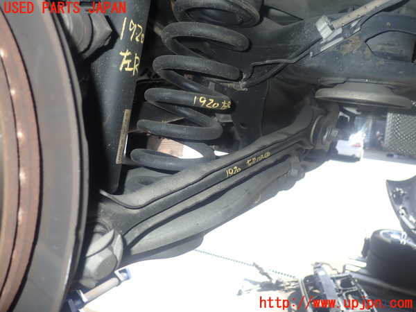 2UPJ-19205227]BMW 130i E87 1シリーズ(UD30)左リアロアアーム2 中古_m0002.jpg