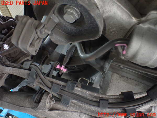 1UPJ-19215445]BMW 640i クーペ(LW30C)(F13)リアスタビライザー 中古_m0003.jpg