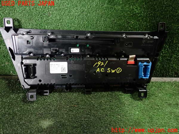1UPJ-19216066]BMW 640i クーペ(LW30C)(F13)エアコンスイッチ1 中古_m0003.jpg