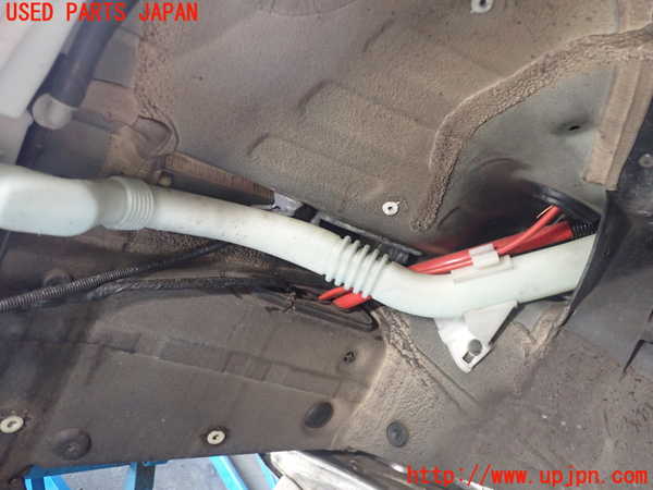 1UPJ-19216791]BMW 640i クーペ(LW30C)(F13)ウォッシャータンク1 中古_m0002.jpg