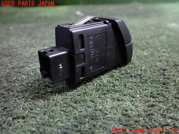1UPJ-19216290]BMW 640i クーペ(LW30C)(F13)ハザードスイッチ 中古_m0002.jpg