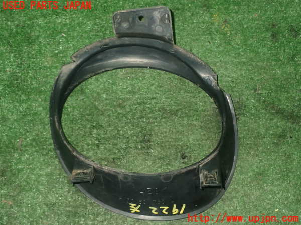5UPJ-19221142]AZ-1(PG6SA)左ヘッドライトリム 中古_m0002.jpg