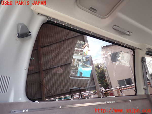 5UPJ-19231382]ハイエースワゴン100系(KZH100G)左クォーターガラス M2A45 中古_m0002.jpg