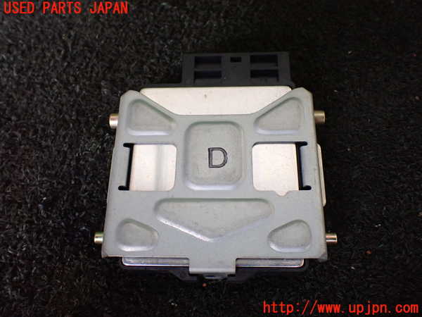 5UPJ-19236148]ハイエースワゴン100系(KZH100G)コンピューター3 (アブソーバー) 中古_m0003.jpg