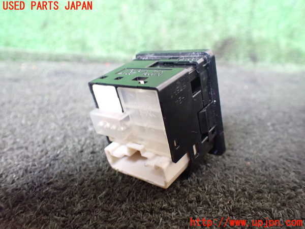 5UPJ-19236280]ハイエースワゴン100系(KZH100G)ミラースイッチ 中古_m0003.jpg