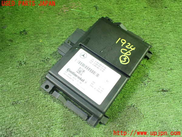 5UPJ-19246148]ベンツ C220 d(205004 W205)コンピューター3 (A 000 900 01 06) 中古_m0001.jpg