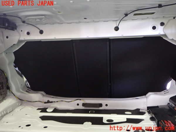 5UPJ-19247385]ベンツ C220 d(205004 W205)リアシート 中古_m0005.jpg