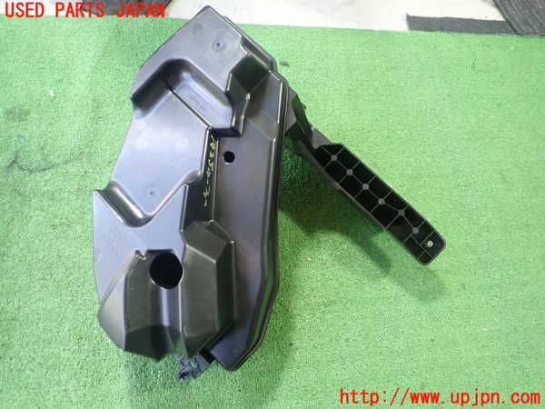 5UPJ-19256530]レクサス・UX250h(MZAH10)ウーハー 中古_m0002.jpg