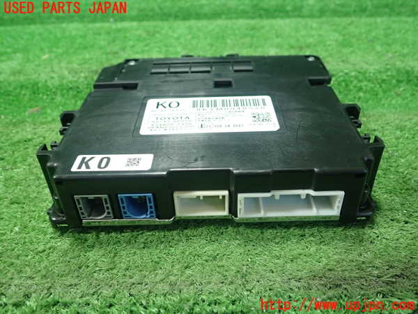 5UPJ-19256150]レクサス・UX250h(MZAH10)コンピューター5 86740-76120 中古_m0001.jpg