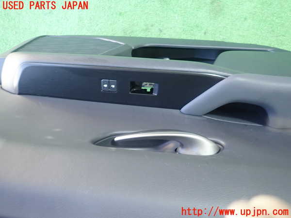 5UPJ-19251264]レクサス・UX250h(MZAH10)左前ドア内張り 中古_m0002.jpg