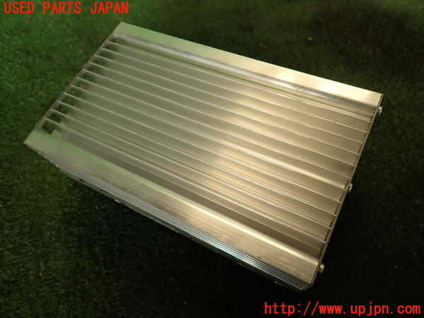 2UPJ-19266525]BMW 523d(FW20)(F10)アンプ 中古_m0002.jpg