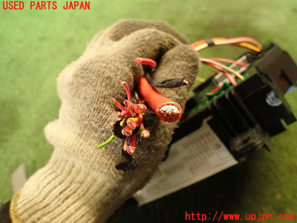 2UPJ-19266742]BMW 523d(FW20)(F10)ヒューズボックス2 中古_m0003.jpg