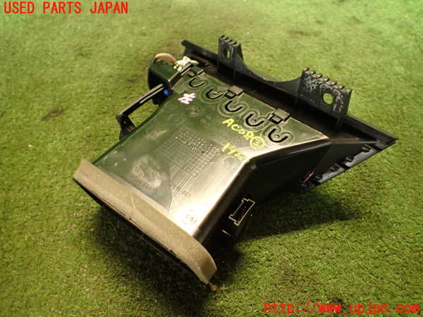 2UPJ-19267528]BMW 523d(FW20)(F10)エアコン吹き出し口3 左 【ジャンク品】 中古_m0002.jpg