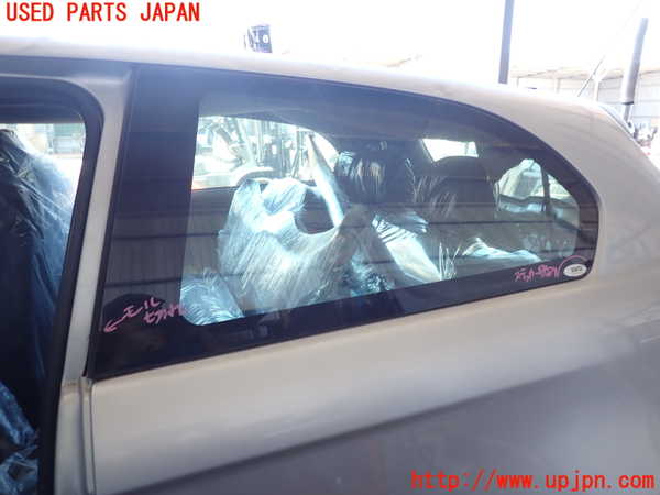 5UPJ-19271382]アルファロメオ・147 GTA(937AXL)左クォーターガラス (43R-001099) 中古_m0001.jpg