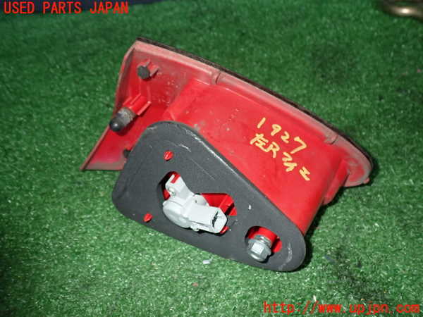 5UPJ-19271552]アルファロメオ・147 GTA(937AXL)左リアフィニッシャー 中古_m0002.jpg