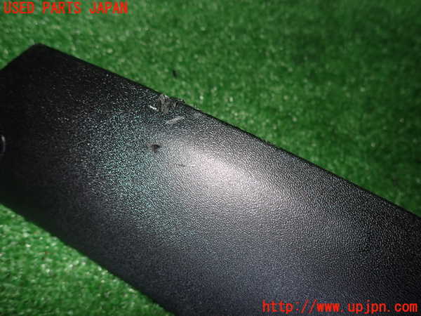 2UPJ-19277660]アルファロメオ・147 GTA(937AXL)左フロントピラートリム 中古_m0002.jpg