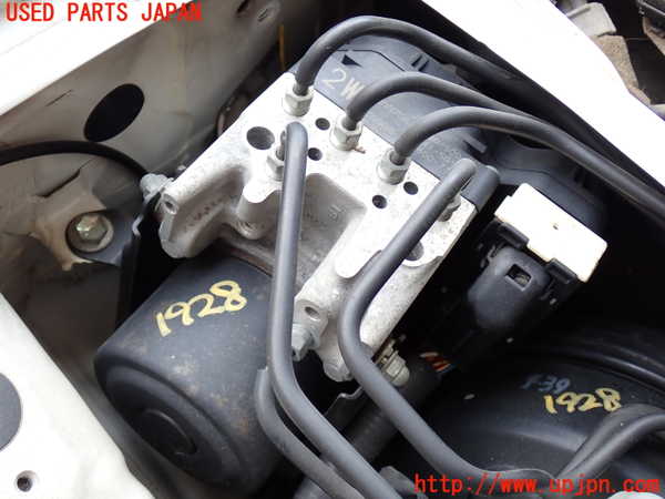 5UPJ-19284040]セルシオ(UCF30)後期 ABSアクチュエーター 中古_m0001.jpg