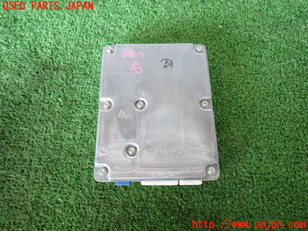 5UPJ-19286147]セルシオ(UCF30)コンピューター2 (トランシーバー テレマティクス) 中古_m0003.jpg