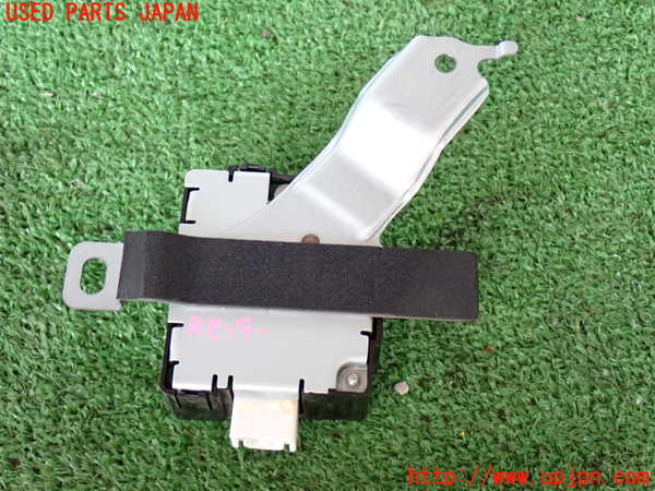 5UPJ-19286149]セルシオ(UCF30)後期 コンピューター4 (ドアコントロール レシーバー) 中古_m0003.jpg