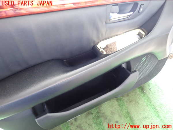 5UPJ-19281264]セルシオ(UCF30)後期 左前ドア内張り 中古_m0002.jpg