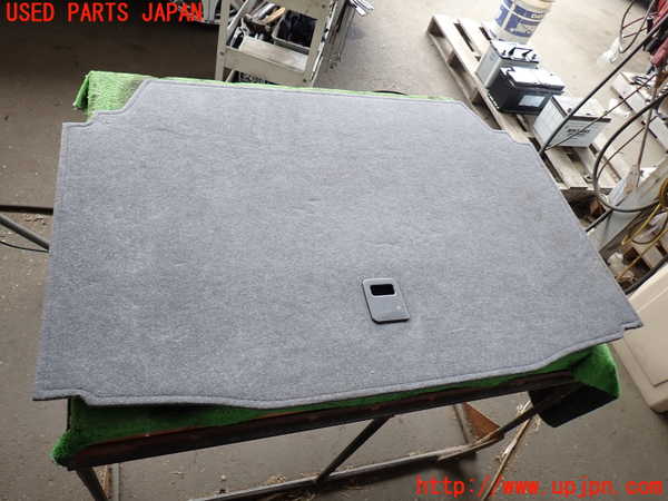 5UPJ-19287771]セルシオ(UCF30)後期 ラゲッジトレイ1 中古_m0001.jpg