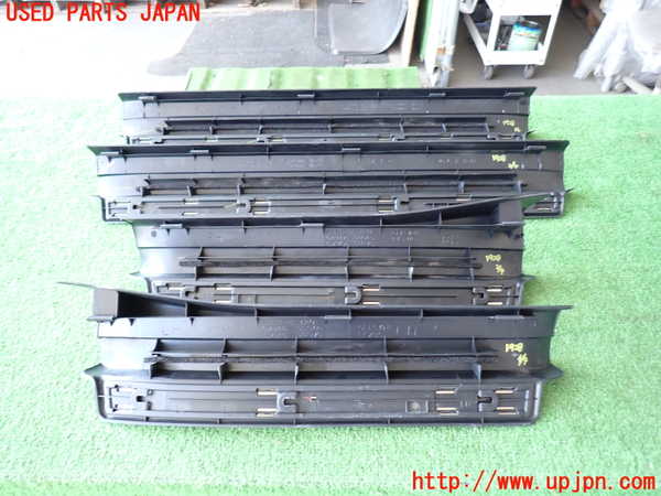 5UPJ-19287740]セルシオ(UCF30)後期 スカッフプレート 中古_m0003.jpg