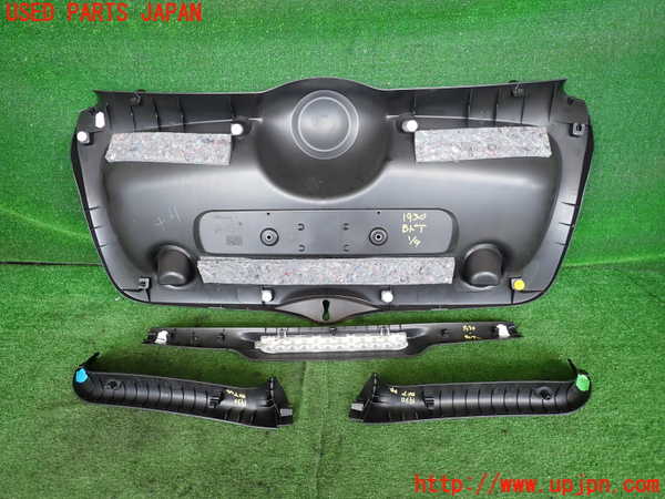 5UPJ-19301578]BMW ミニ(MINI)ジョンクーパーワークス(JCW)(SUJCW)(R56)バックドア内張り 中古_m0002.jpg