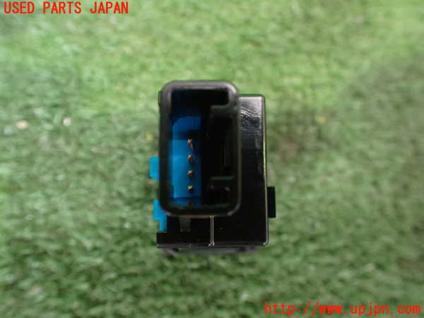 5UPJ-19316306]スイフトスポーツ(ZC33S)スイッチ1(横滑り防止OFF) 中古_m0002.jpg
