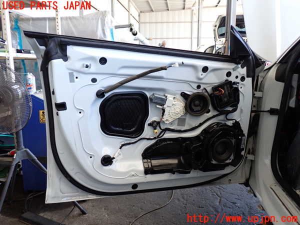 2UPJ-19331260]アウディ・A7 スポーツバック(4GCGWC)左前ドア 中古_m0004.jpg