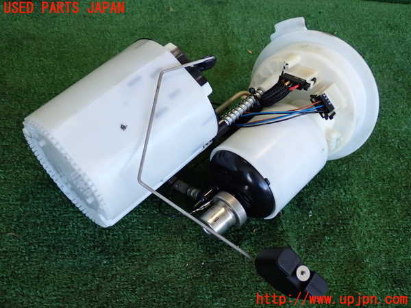 2UPJ-19332510]アウディ・A7 スポーツバック(4GCGWC)燃料ポンプ 中古_m0002.jpg