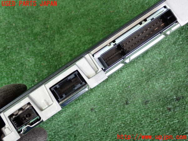 2UPJ-19336525]アウディ・A7 スポーツバック(4GCGWC)アンプ 中古_m0004.jpg