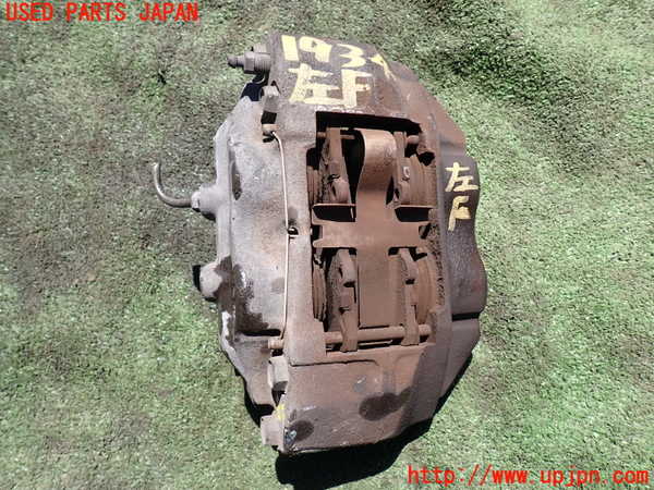 5UPJ-19344085]ハイラックスサーフ(RZN185W)左フロントキャリパー 中古_m0001.jpg