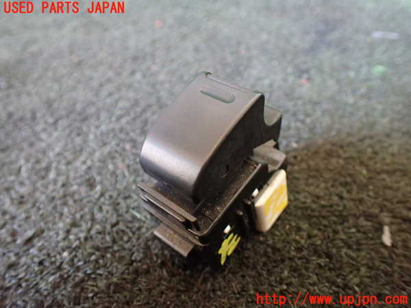 5UPJ-19346245]ハイラックスサーフ(RZN185W)左前パワーウィンドウスイッチ 中古_m0001.jpg